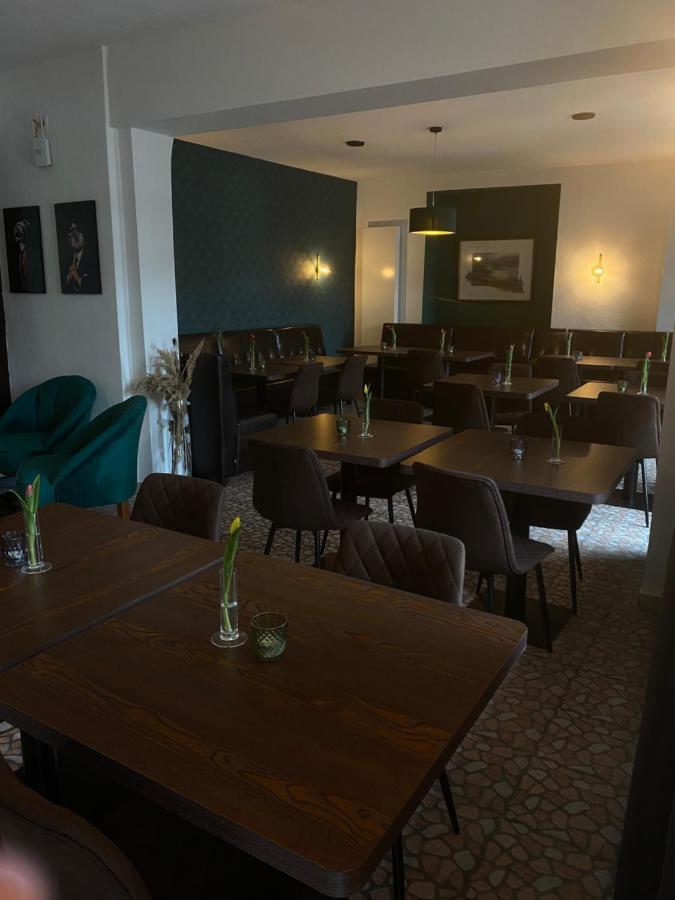 Hotel Vier Loewen Traben-Trarbach Esterno foto