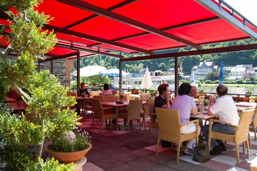 Hotel Vier Loewen Traben-Trarbach Esterno foto