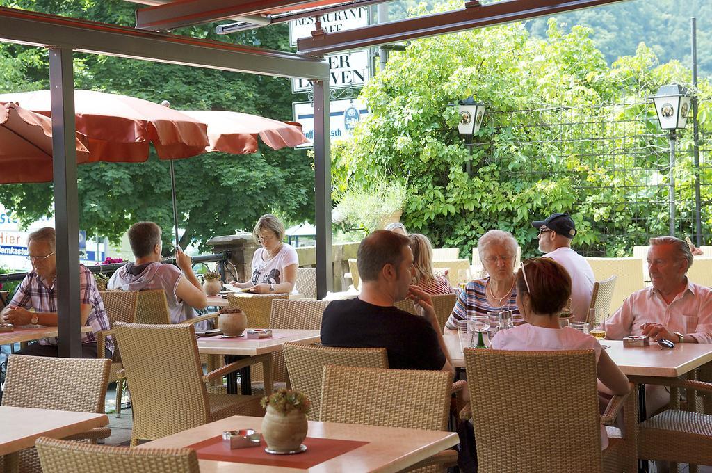 Hotel Vier Loewen Traben-Trarbach Esterno foto