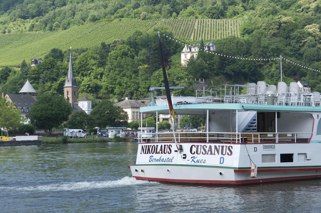 Hotel Vier Loewen Traben-Trarbach Esterno foto