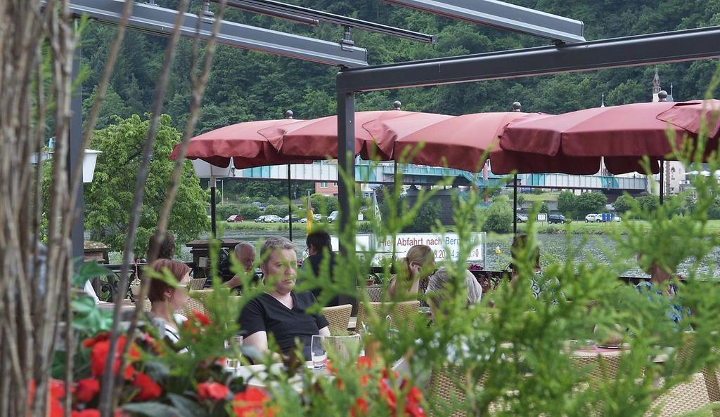 Hotel Vier Loewen Traben-Trarbach Esterno foto