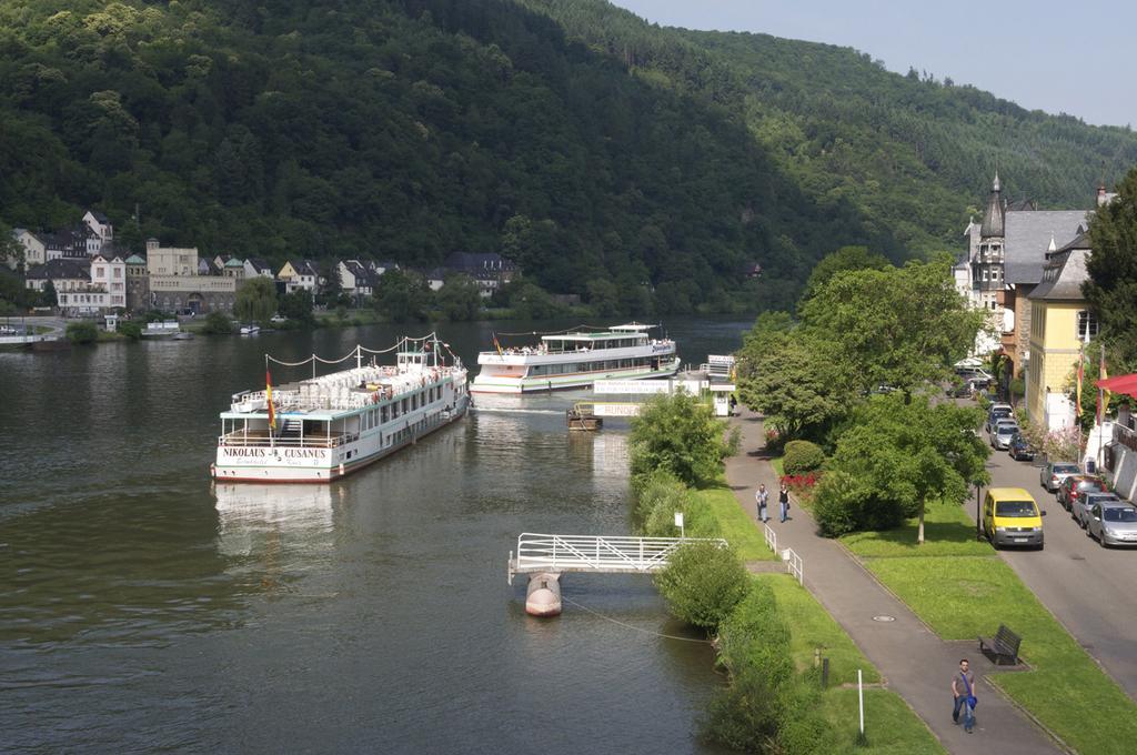 Hotel Vier Loewen Traben-Trarbach Esterno foto